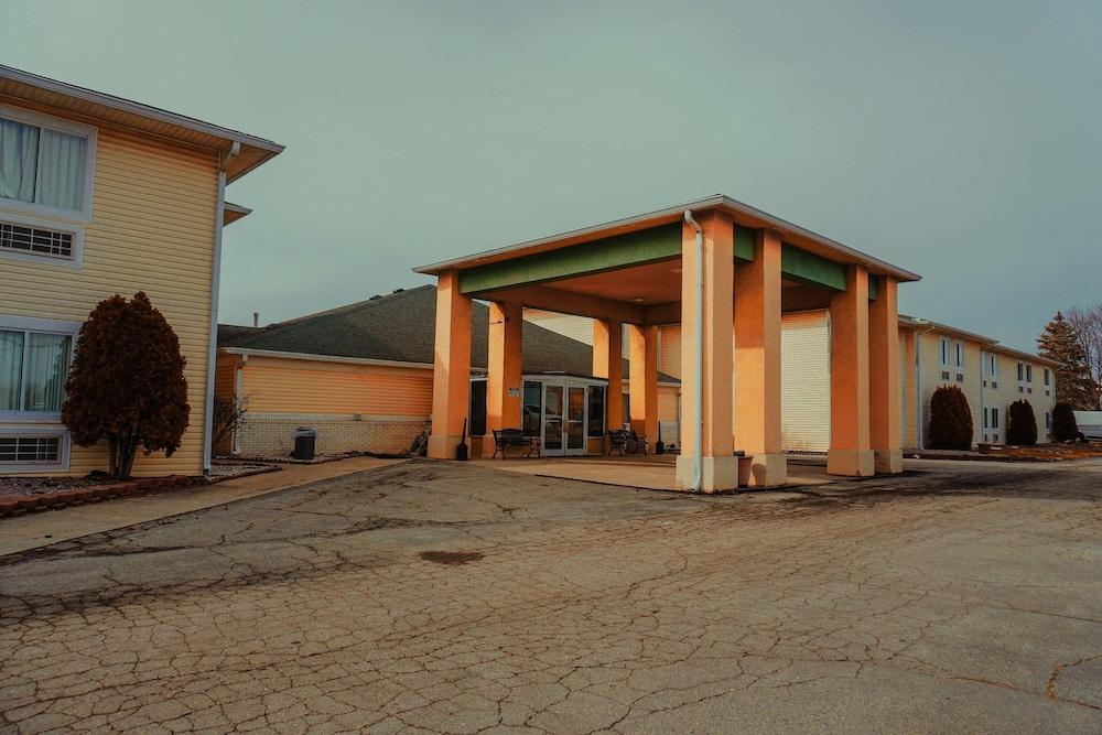 American Inn & Suites Dundee Exterior photo